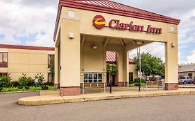 Clarion Inn Cranberry